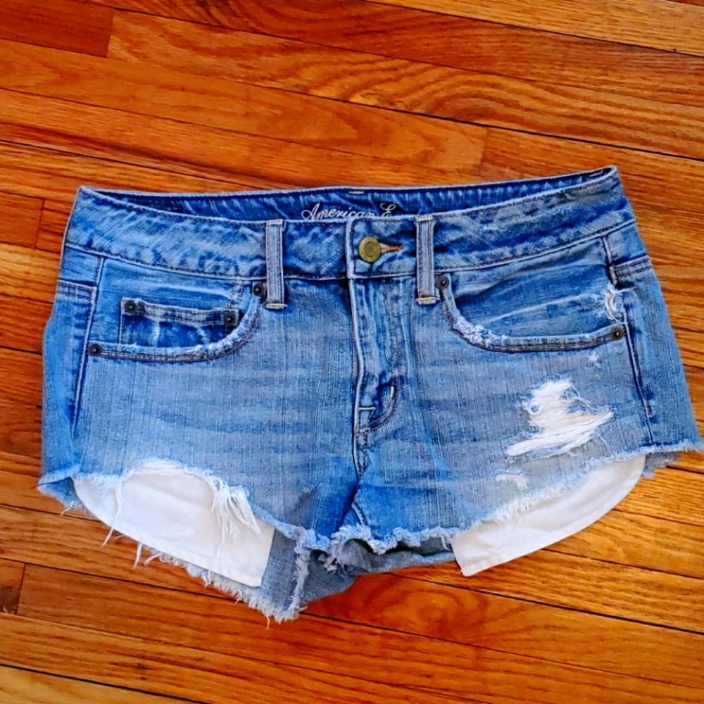 Short shorts